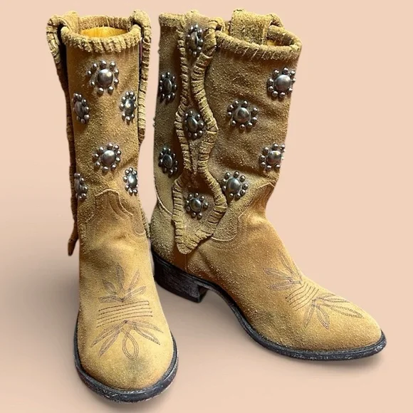 Old Gringo Silver Round Studded Suede Boots Tan size 7.5 - Picture 2 of 16